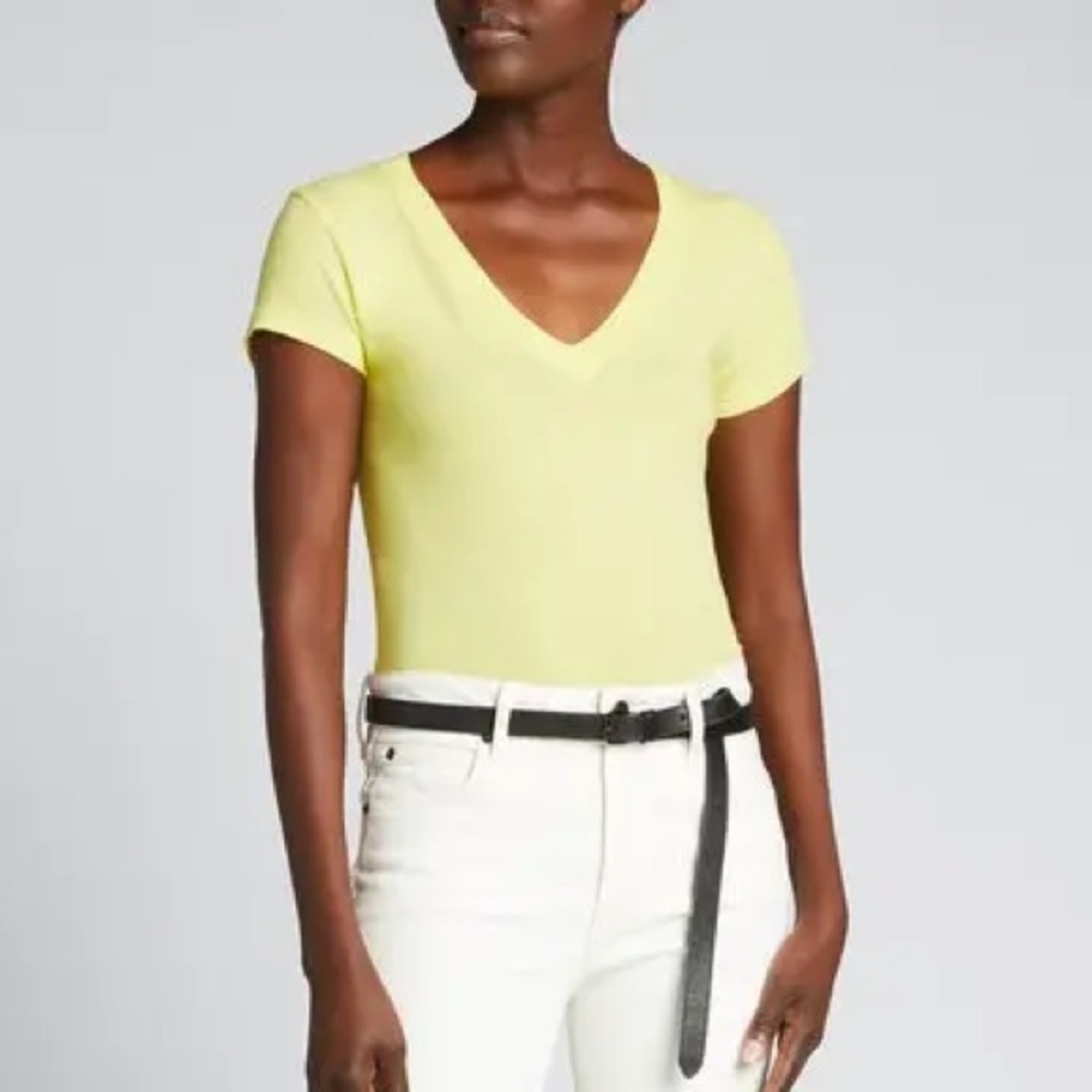 L’Agence Becca V Neck Tee in Buttercup Yellow Sz M